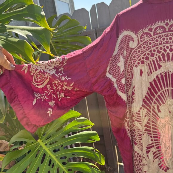 Magnolia Pearl Modal Satin Blessed Kimono Hibiscus NWT SOLD OUT - Picture 4 of 11